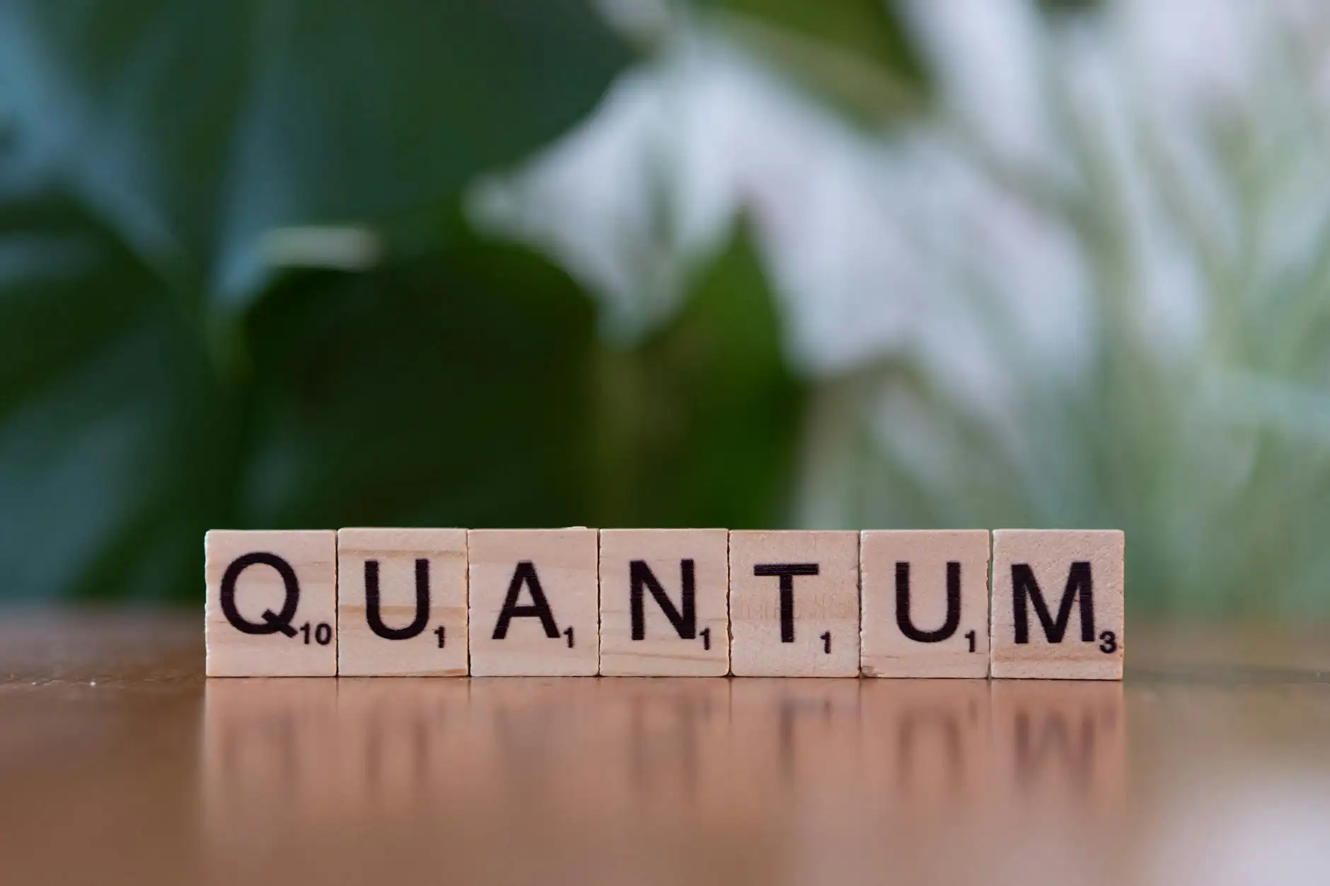 Capa do artigo: Cibersegurança 2025: Navegando Seguro na Era da IA e Quantum