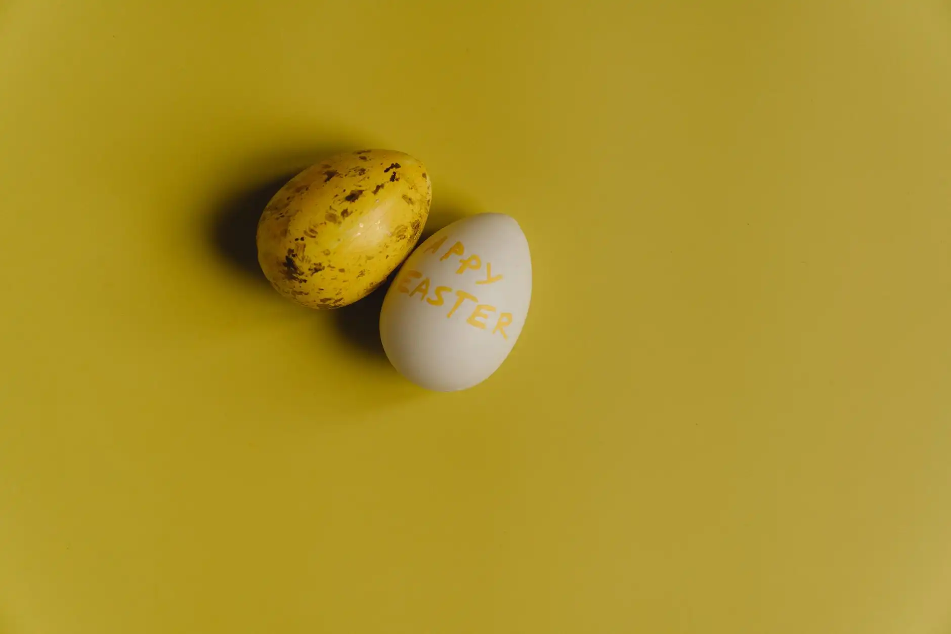 Capa do artigo: Códigos Secretos: Easter Eggs em Softwares que Você Usa Todo Dia!