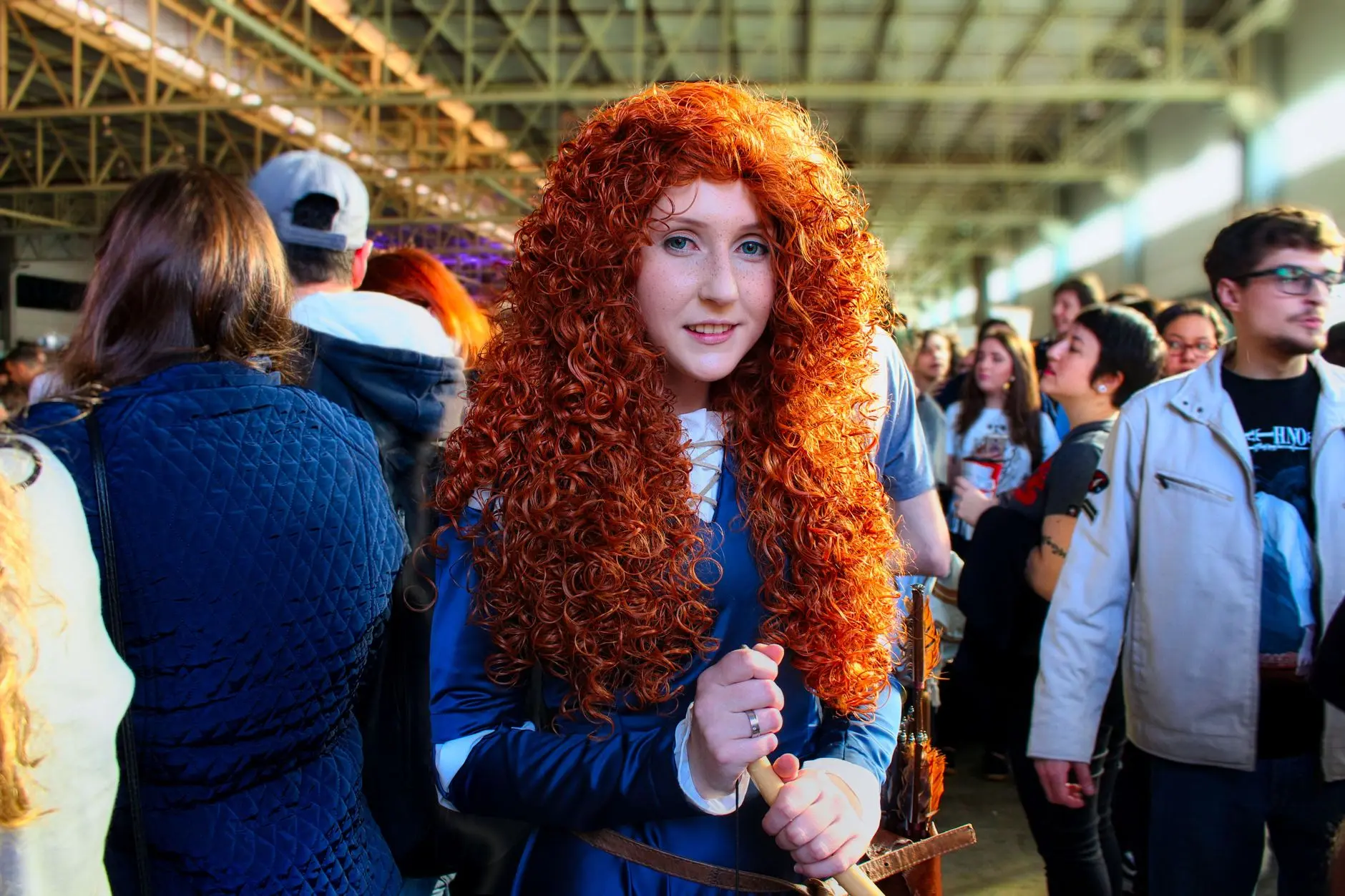 Ilustração principal do artigo: Cosplay e Convenções Geek: A Emoção de Dar Vida aos Nossos Heróis em 2025!