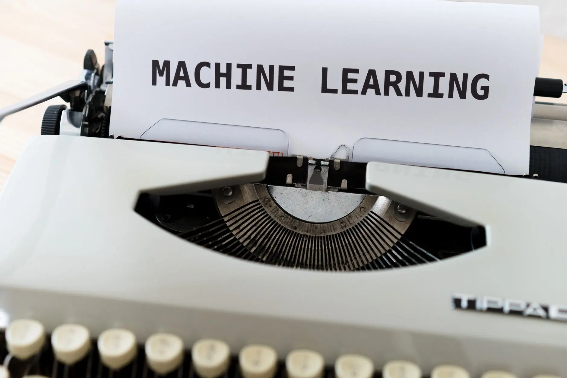 Ilustração principal do artigo: IA e Machine Learning: Além do Hype em 2025-2026