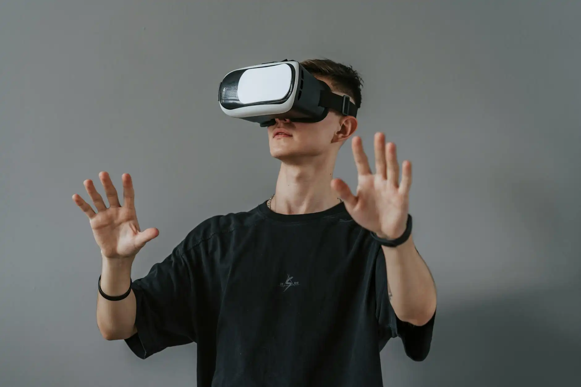 Capa do artigo: Bizarrices Tech 2025: Invenções Que Vão Te Deixar de Queixo Caído!