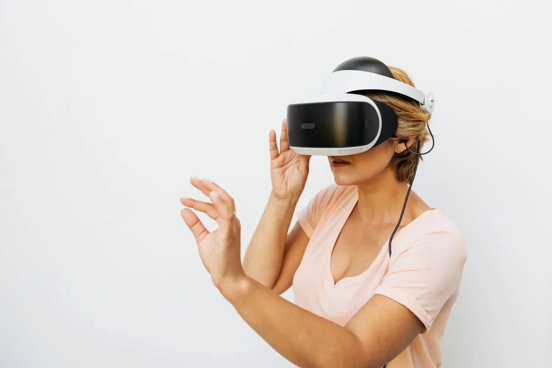 Capa do artigo: Realidade Virtual Imersiva: O Próximo Nível da Ficção Científica em 2025-2026?