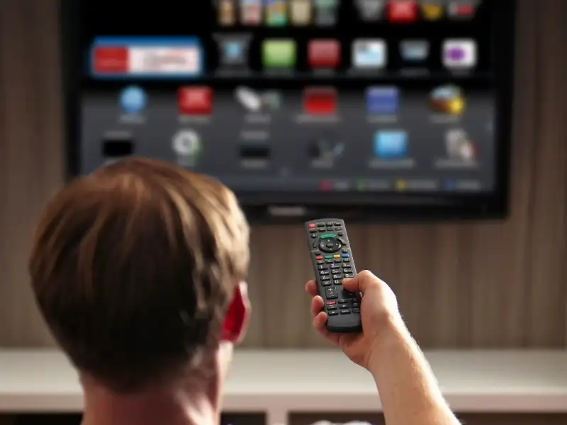 Capa do artigo: TV Box Android: O Guia Definitivo para Transformar sua Experiência Digital (e sua TV Velha!)