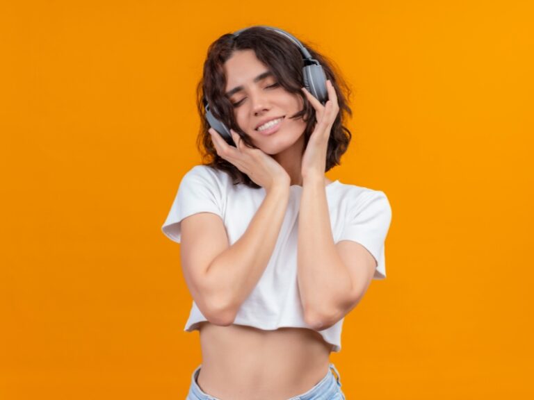 Fones de Ouvido Sem Fio e com Fio